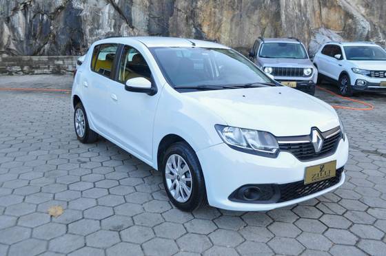 RENAULT SANDERO 1.0 EXPRESSION 16V FLEX 4P MANUAL RENAULT SANDERO 1.0 EXPRESSION 16V FLEX 4P MANUAL